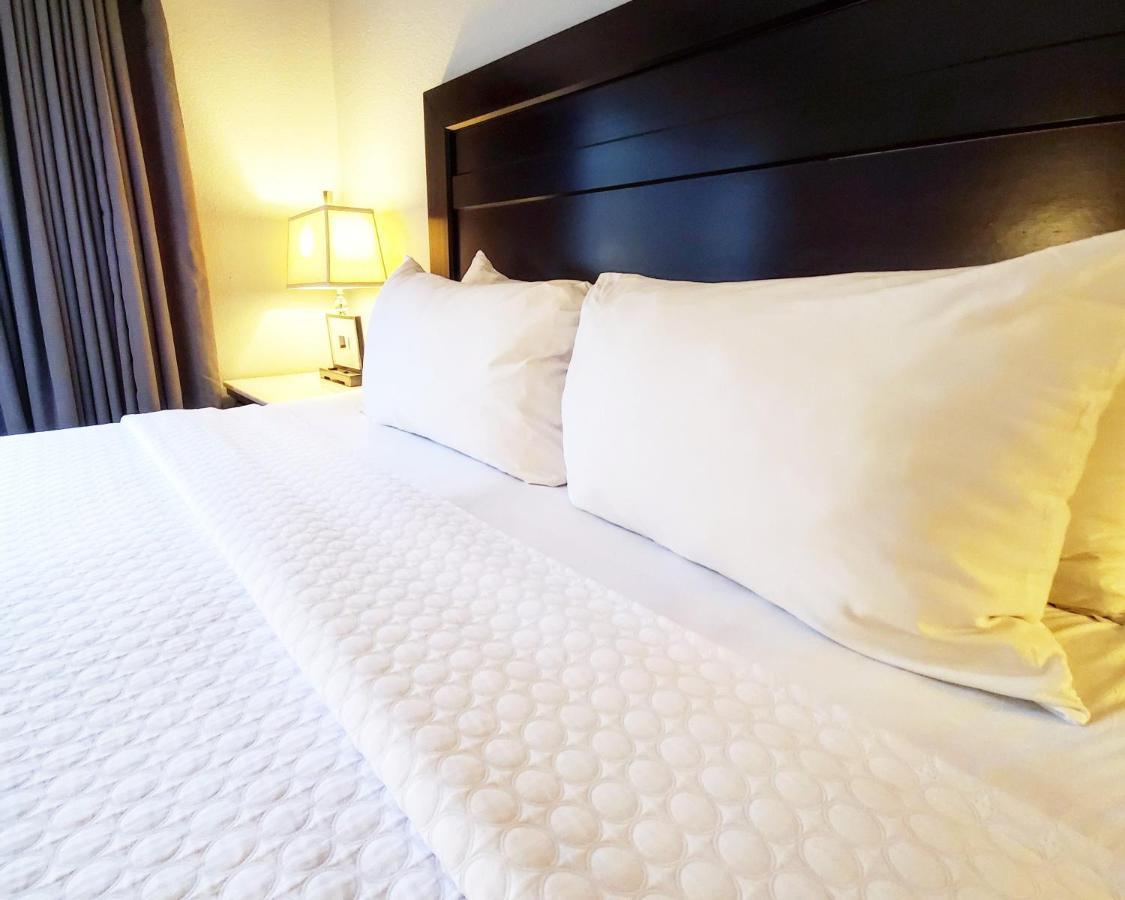 Отель Crowne Plaza Milwaukee South By Ihg Номер фото