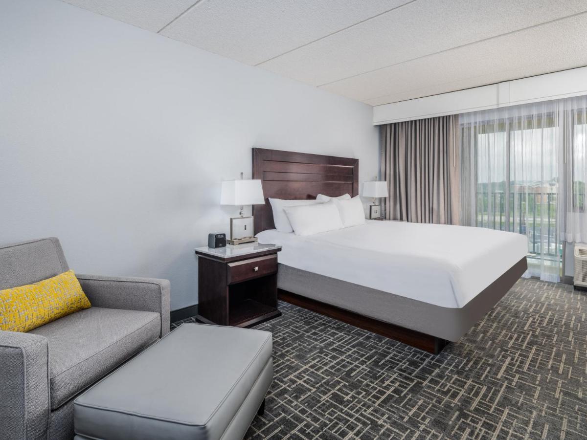 Отель Crowne Plaza Milwaukee South By Ihg Экстерьер фото