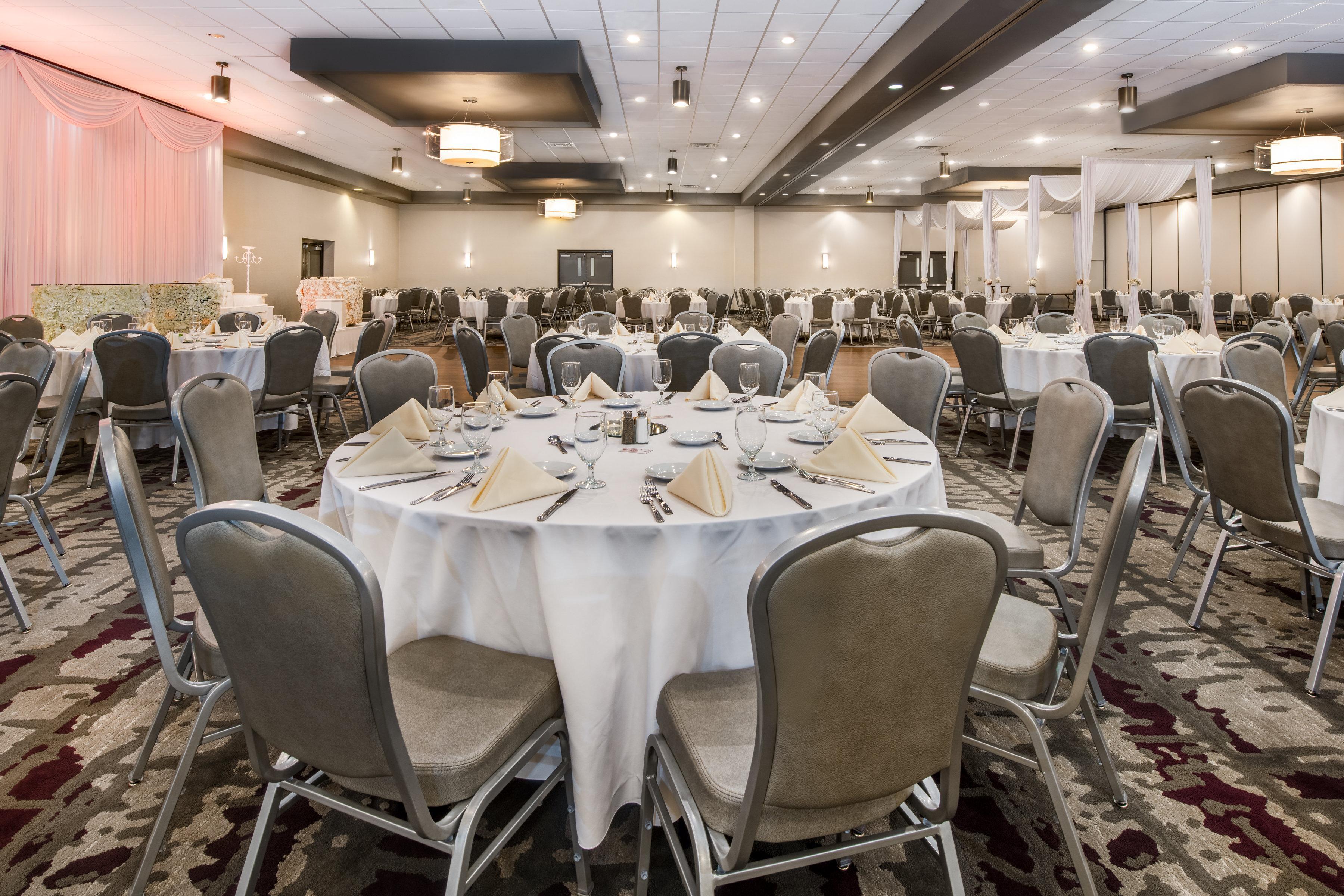 Отель Crowne Plaza Milwaukee South By Ihg Экстерьер фото